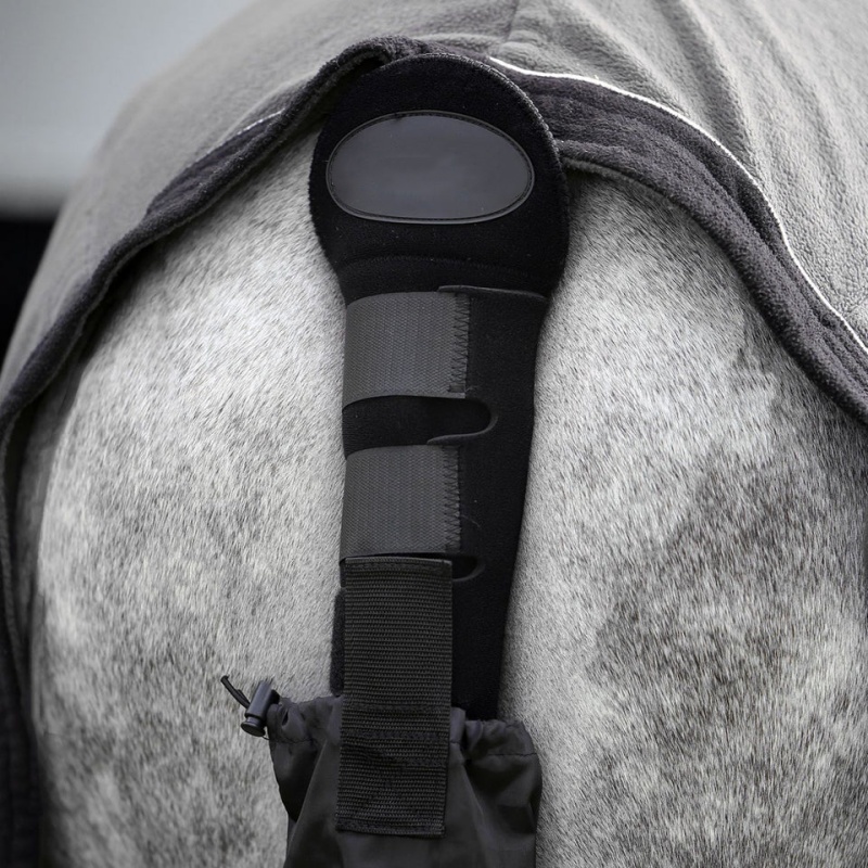 Horse Tail Protector—Neoprene padding with a polyester horse tail pouch, machine washable