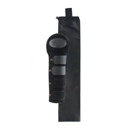 Horse Tail Protector—Neoprene padding with a polyester horse tail pouch, machine washable