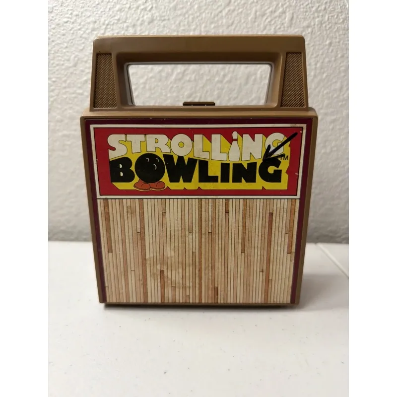 Vintage-Style Tabletop Bowling Game – Wind-Up Walking Ball, Retro Family Fun 