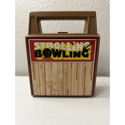Vintage-Style Tabletop Bowling Game – Wind-Up Walking Ball, Retro Family Fun 
