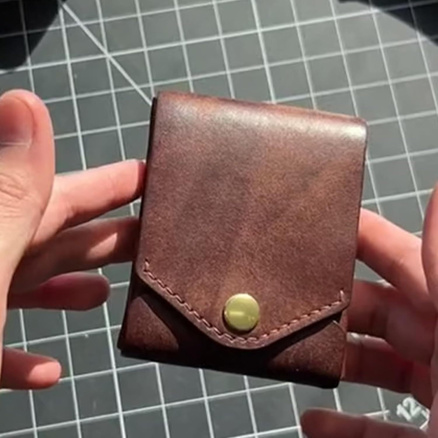 Men's Bi-fold Wallet - Men's Hidden Bi-fold Wallet