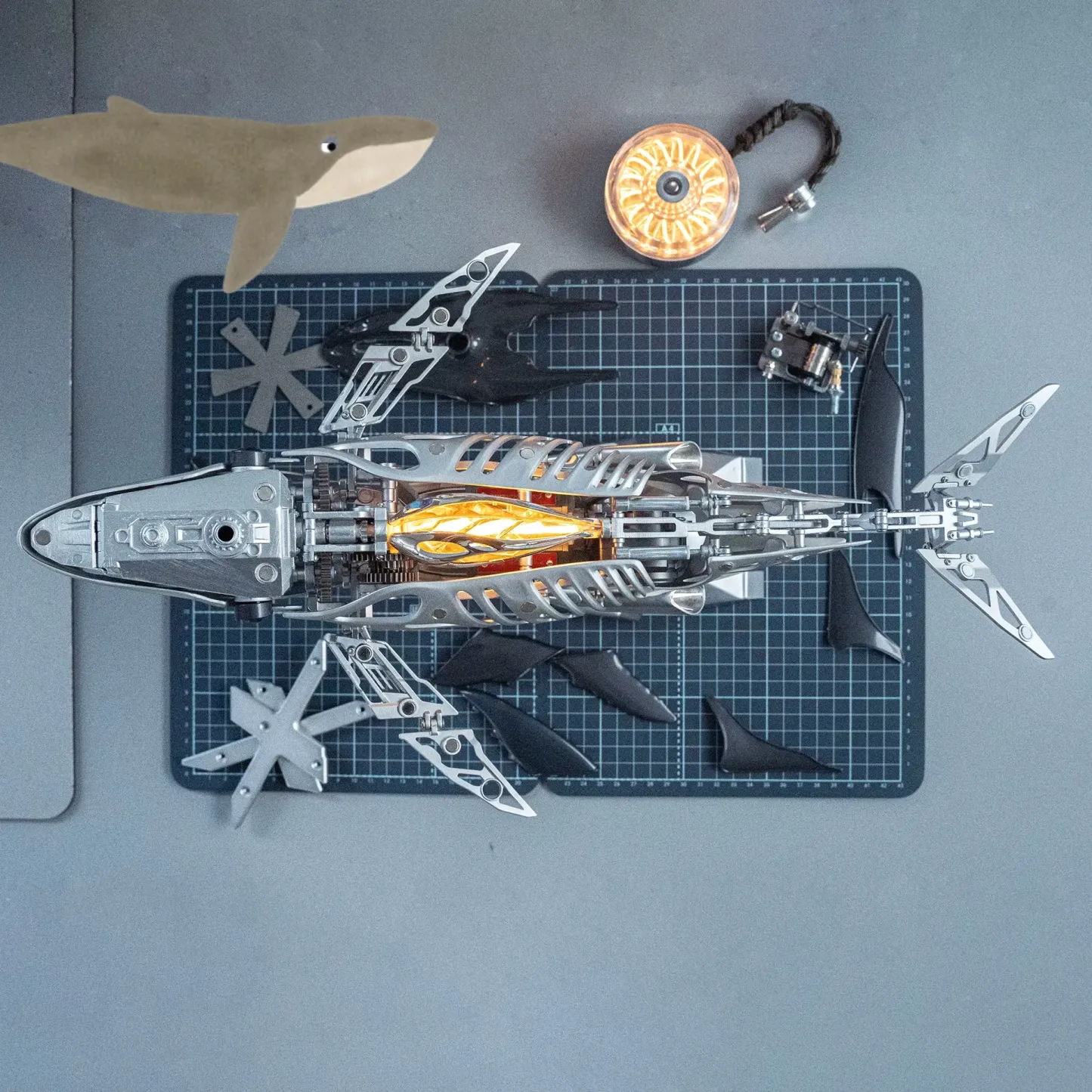 Mechanical Humpback Whale Model|The Majesty of the Ocean, Reimagined in Metal