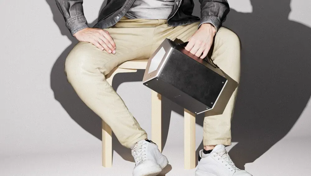 Foldable Bluetooth Speaker with Modular Aluminum Panel Design