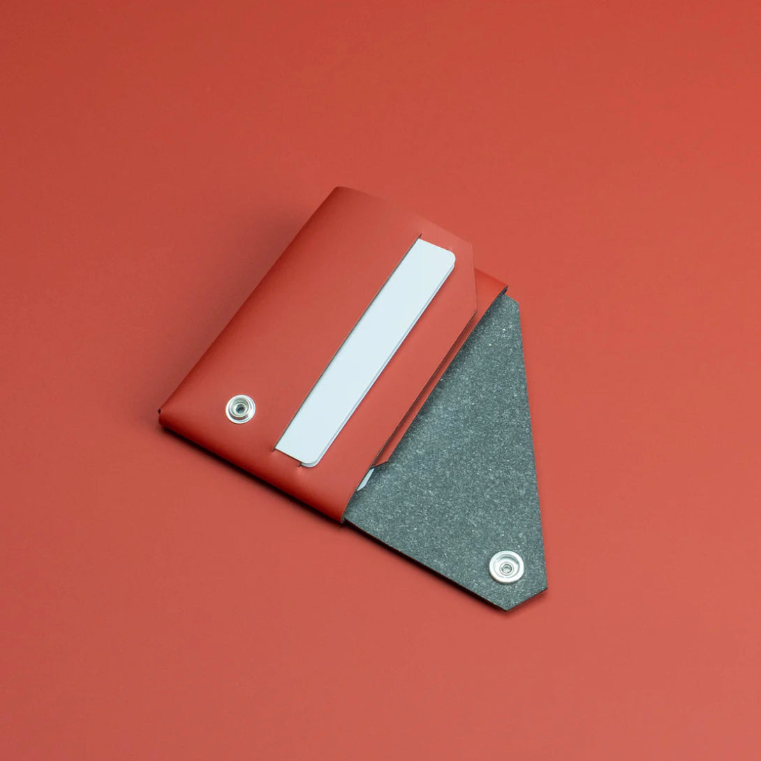 🧩 Minimal Fold Wallet—Simple. Honest. Functional