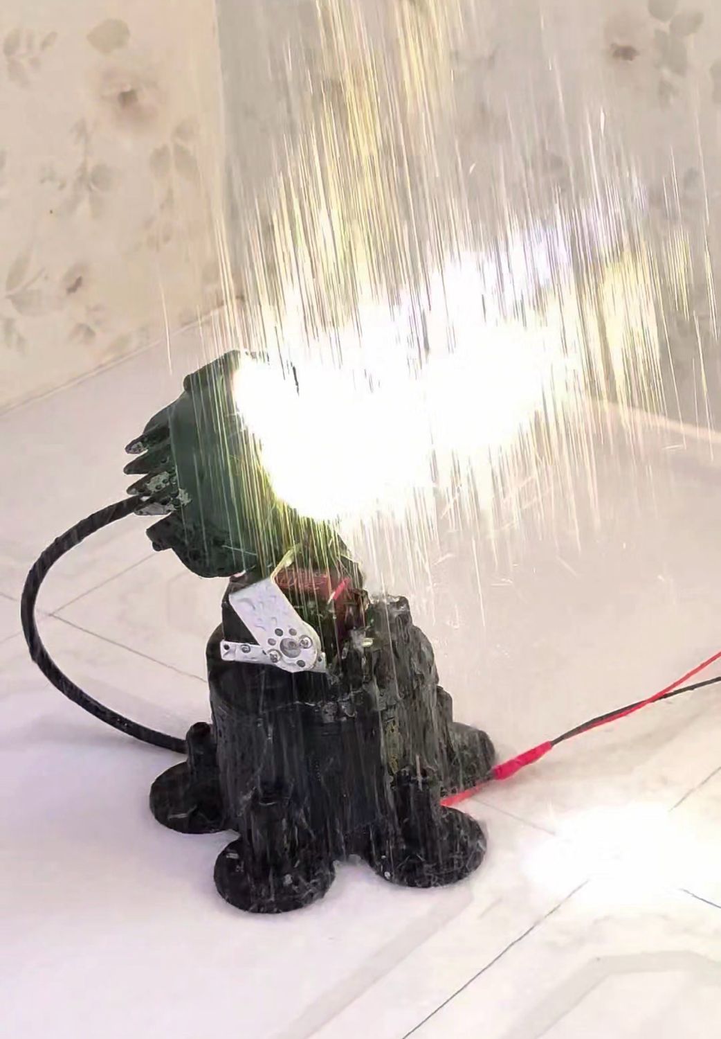 Remote-Controlled Magnetic Searchlight Mount