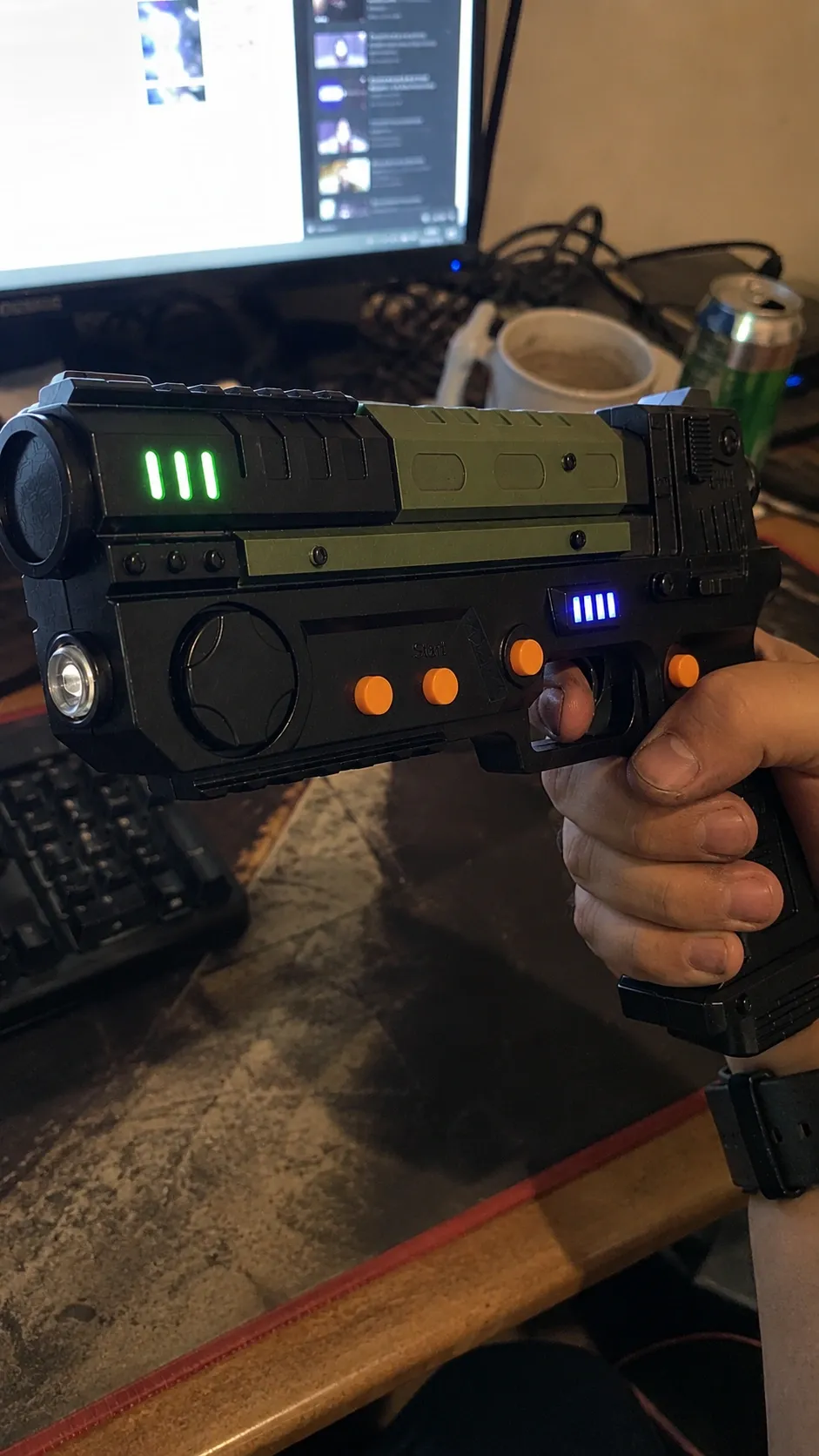 Retro Wireless Arcade Light Gun Controller for PC Shooting Games