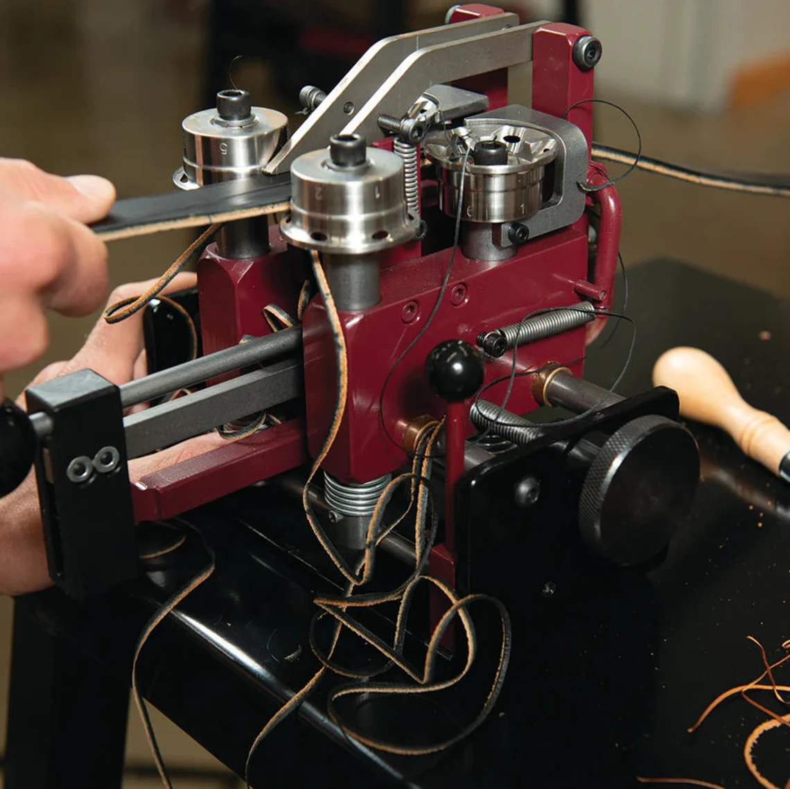 Professional Leather Edge Beveler Tool for Strap Finishing