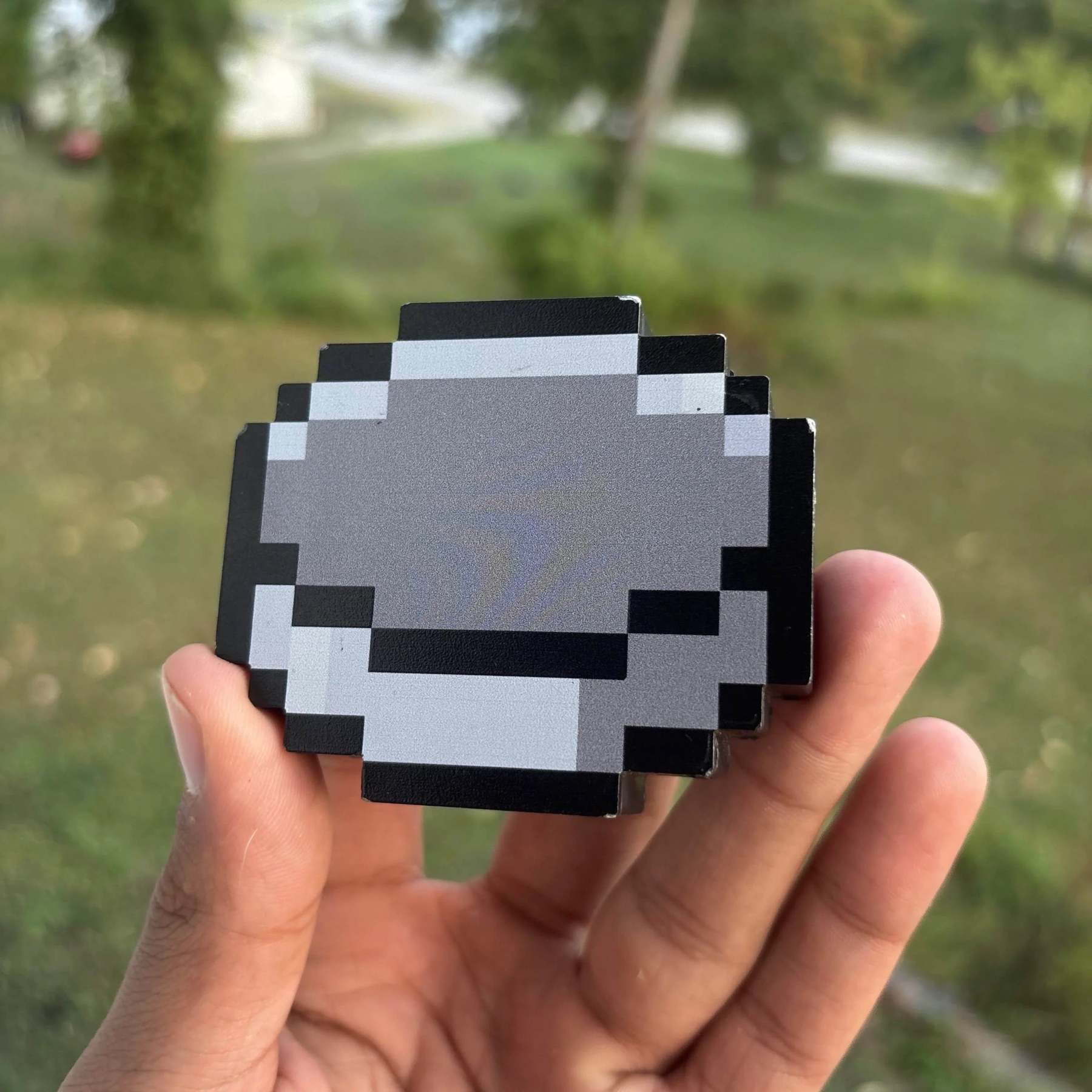 Pixel Compass - A Creative Compass Similar to the One Used in Minecraft