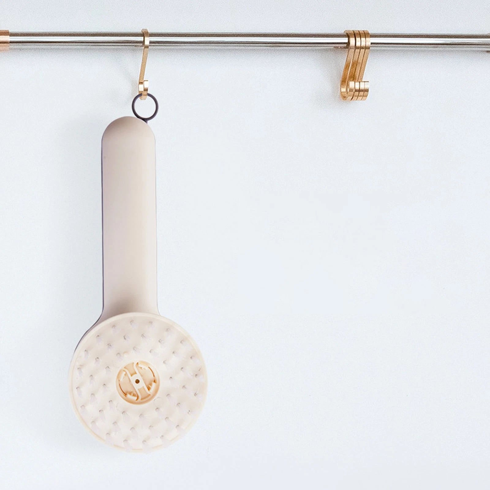 Electric rotating cleaning brush, wireless design