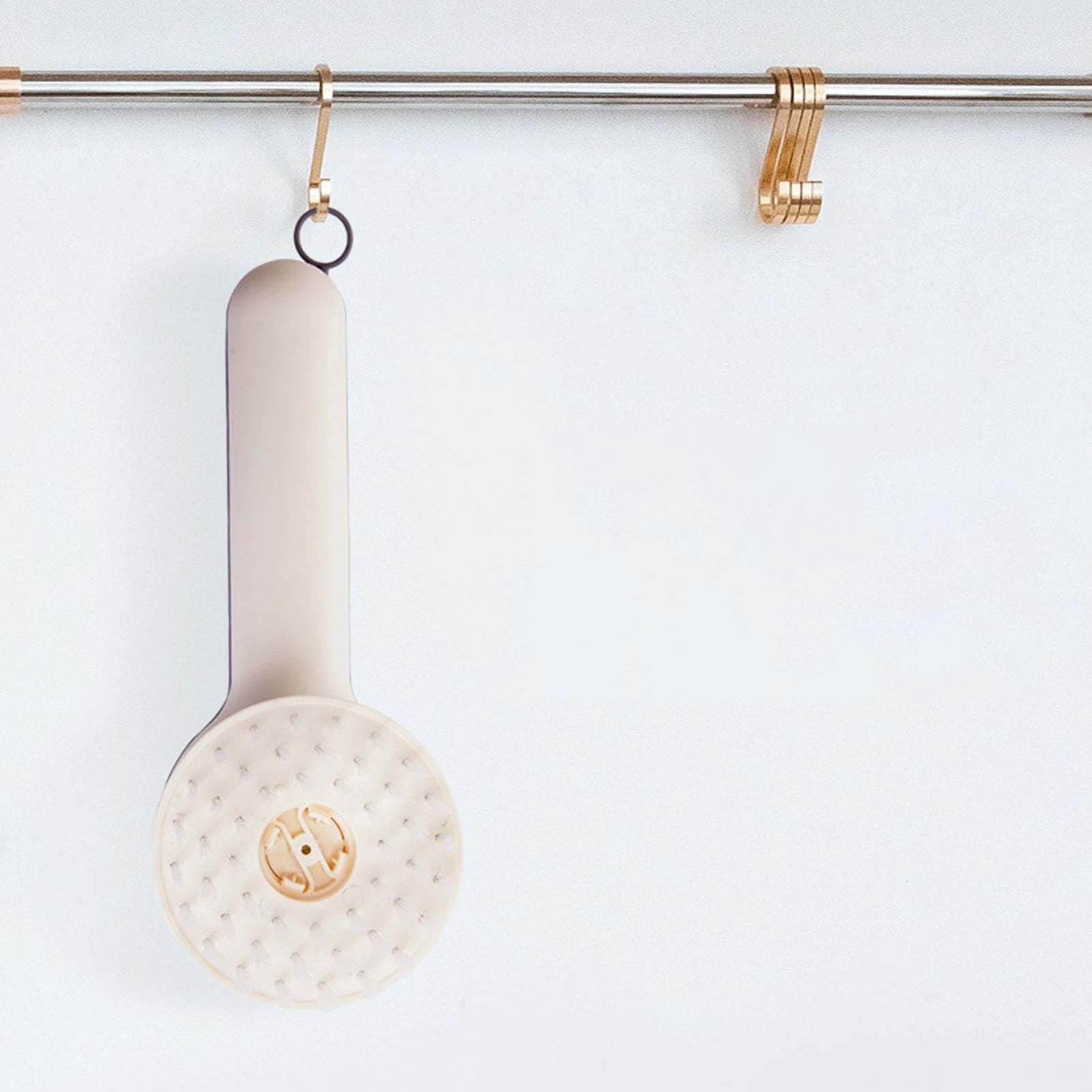 Electric rotating cleaning brush, wireless design