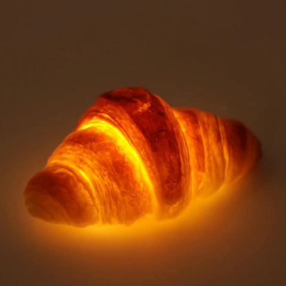 Realistic Bread-Shaped Ambient Light
