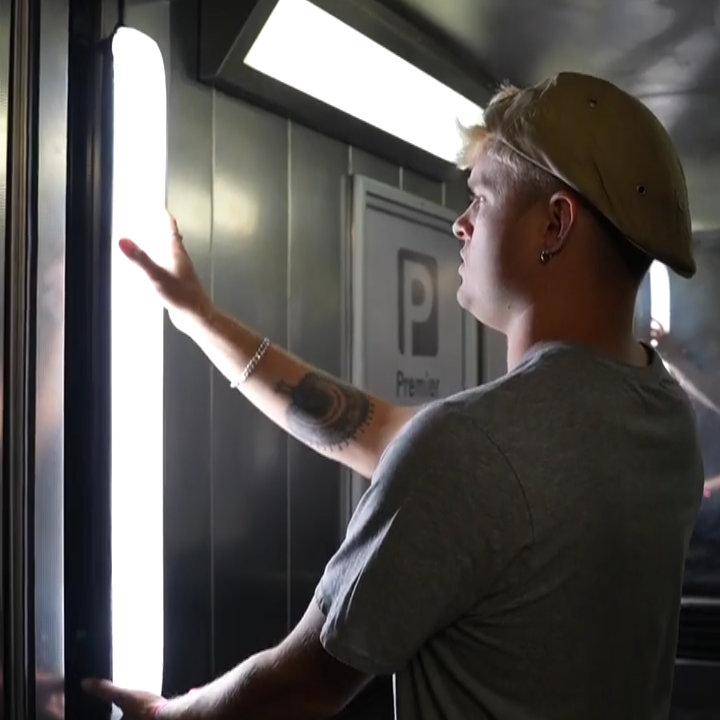 Inflatable Magnetic LED Fill Light – 95+ CRI, 2700K–6500K, 1000 Lumens