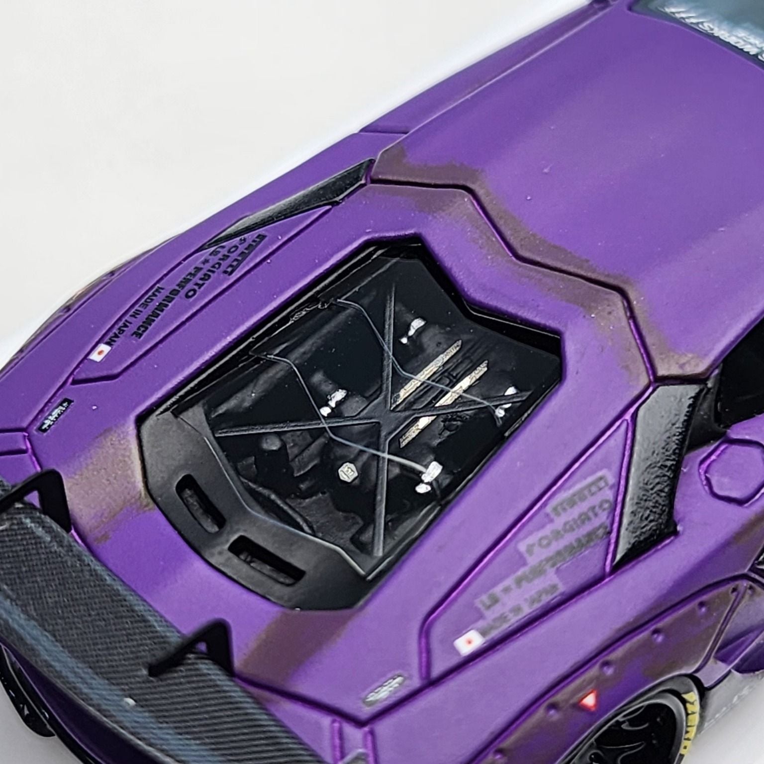 🏎️ 1:64 Scale Purple Die-Cast Sports Car Model – Precision Detail Mini Collectible