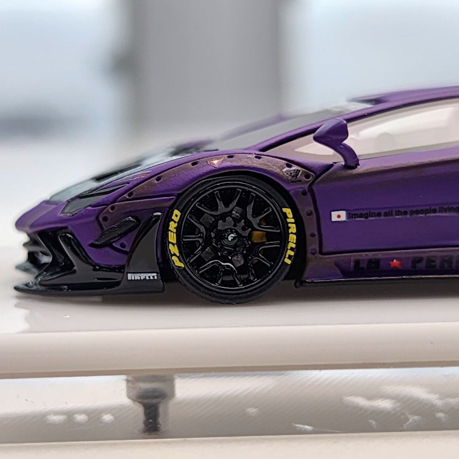 🏎️ 1:64 Scale Purple Die-Cast Sports Car Model – Precision Detail Mini Collectible