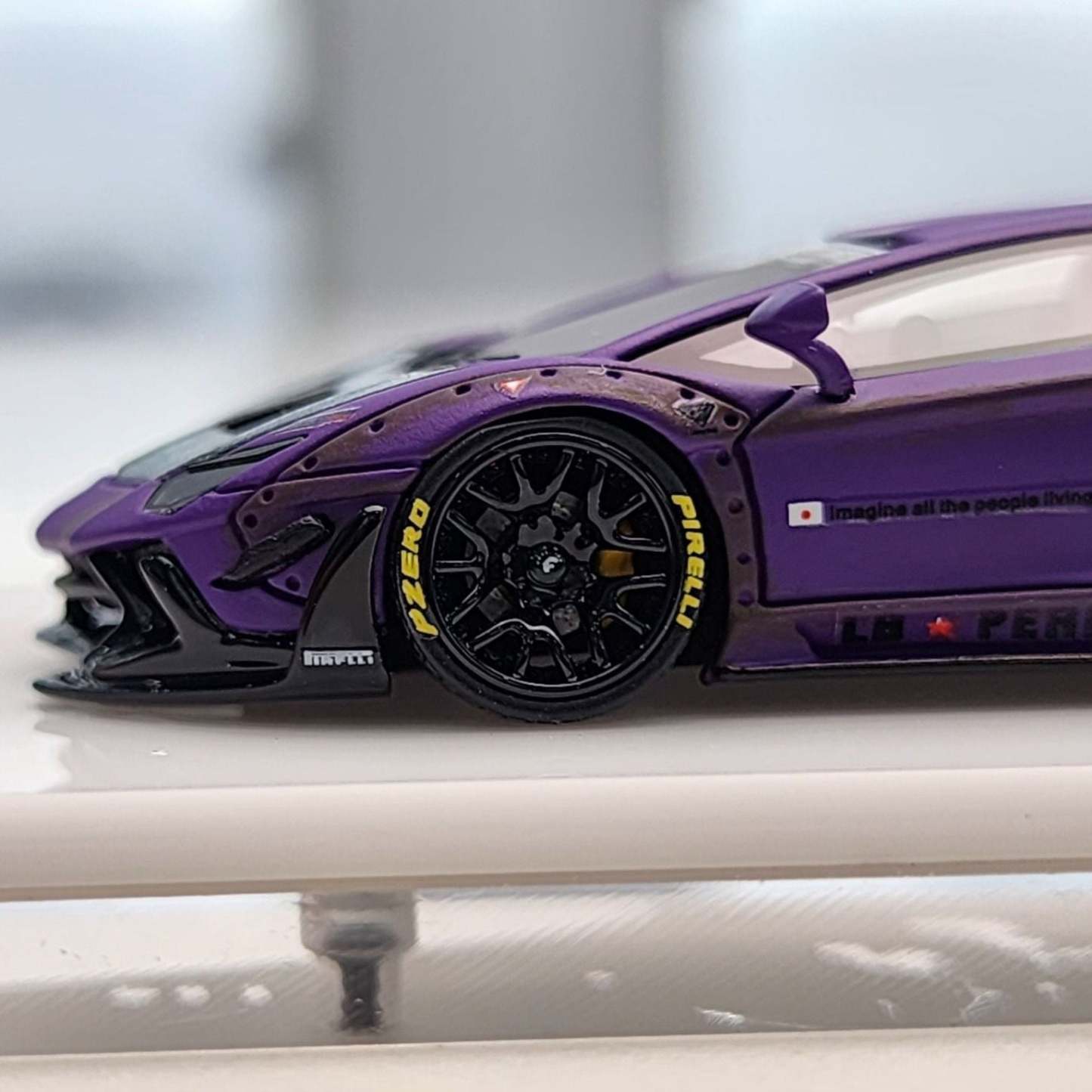 🏎️ 1:64 Scale Purple Die-Cast Sports Car Model – Precision Detail Mini Collectible