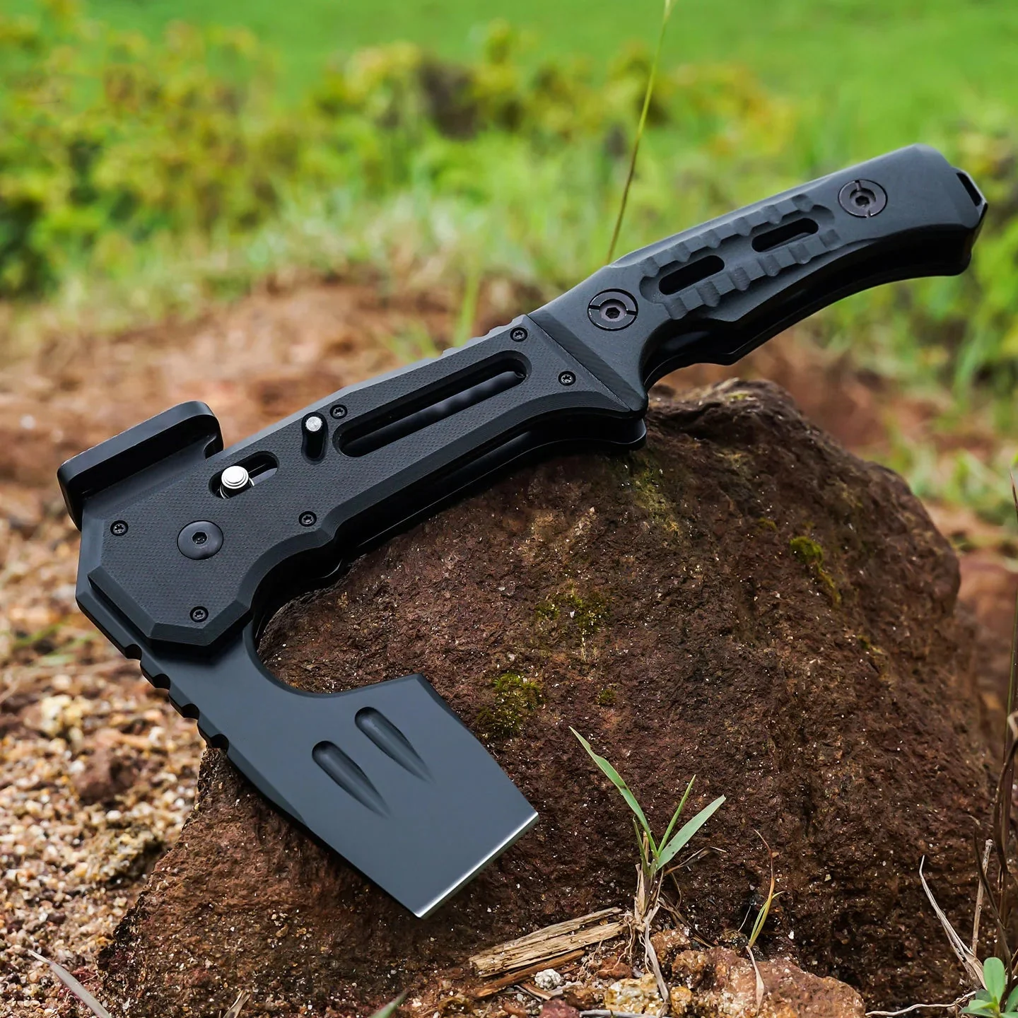 Folding Axe | Full Length 9.25 inches | DC53 Blade | Black G10 Handle