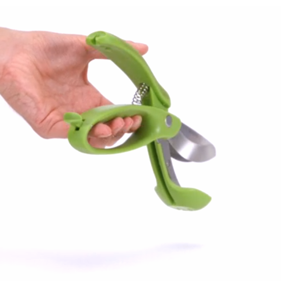 Toss and Chop Salad Tongs