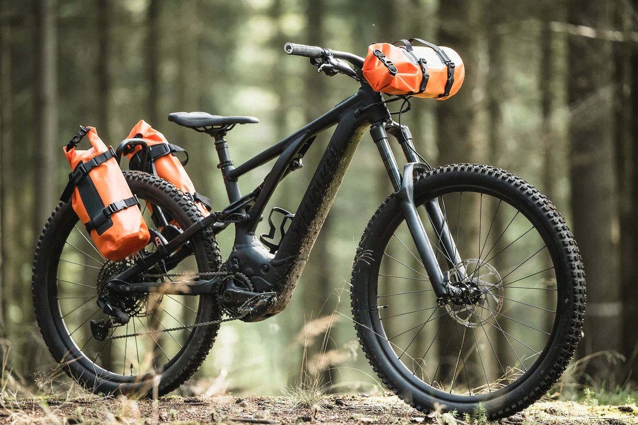 Universal Rear Bike Cargo Rack with Cradles & 8L Dry Bag for MTB and e-MTB Adventures