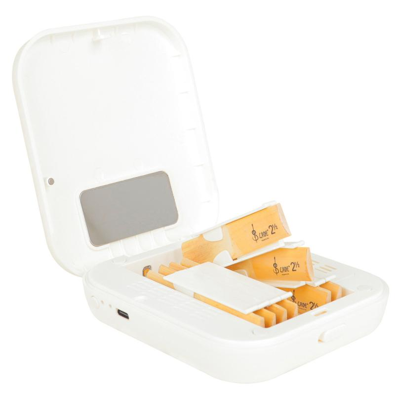 Electric UV Reed Case – Sterilizing & Moisturizing  of Clarinet
