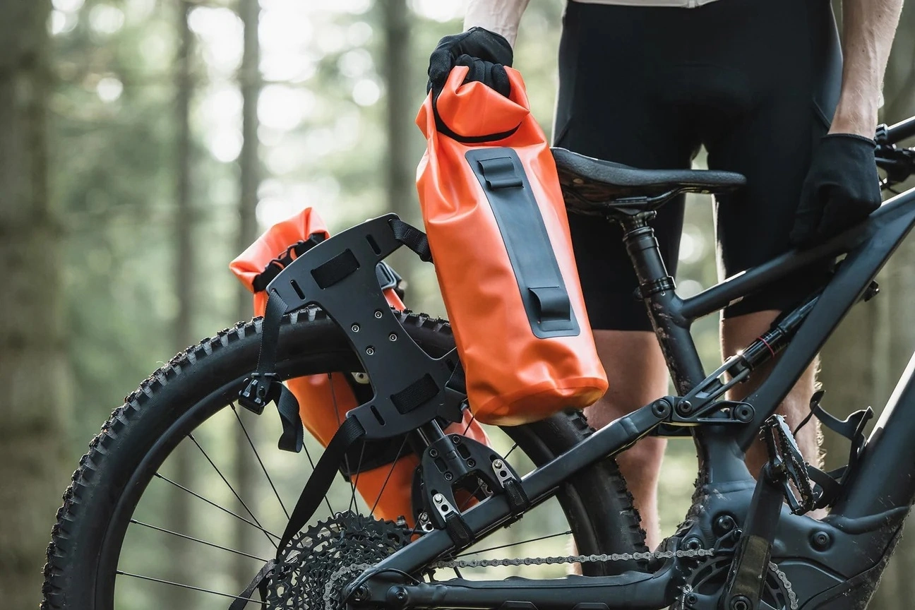 Universal Rear Bike Cargo Rack with Cradles & 8L Dry Bag for MTB and e-MTB Adventures