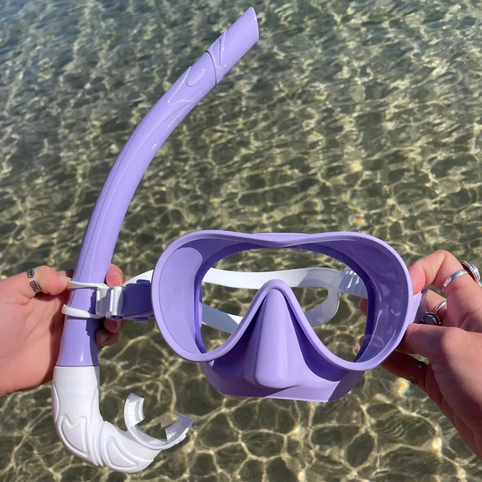 Swimming Mask & Snorkel Set – Stylish Two-Tone Snorkeling Gear