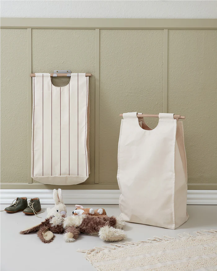 Minimalist Wall-Mounted Laundry Storage Bag