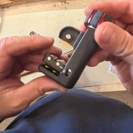 Tube Cutter – 1/8″ to 7/8″ Capacity | Titanium-Plated Wheel