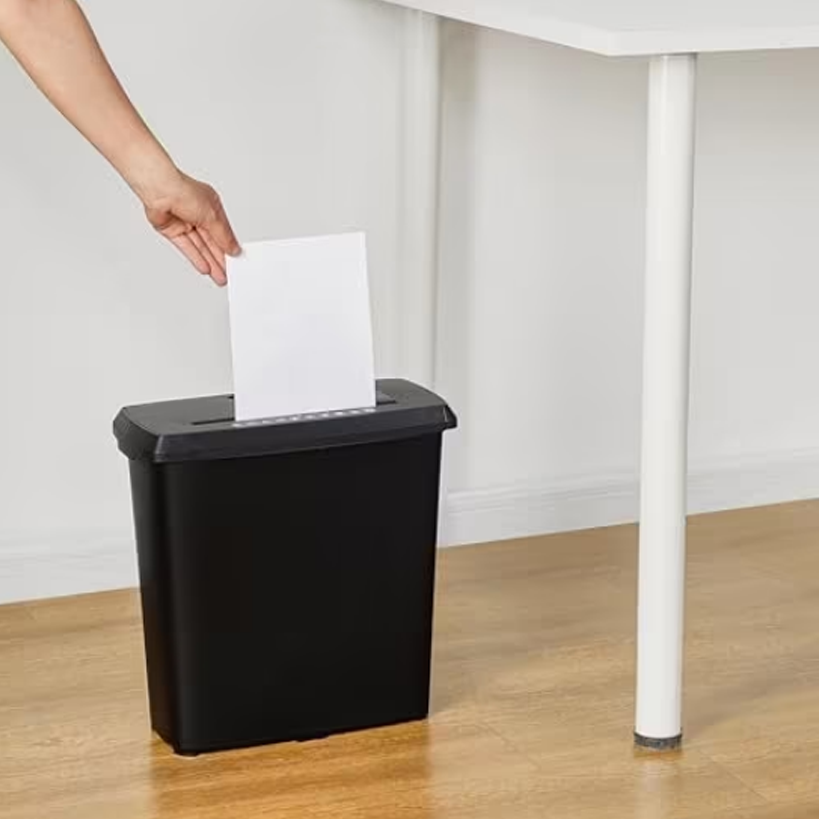 Strip shredder, capable of shredding paper, CDs, and credit cards