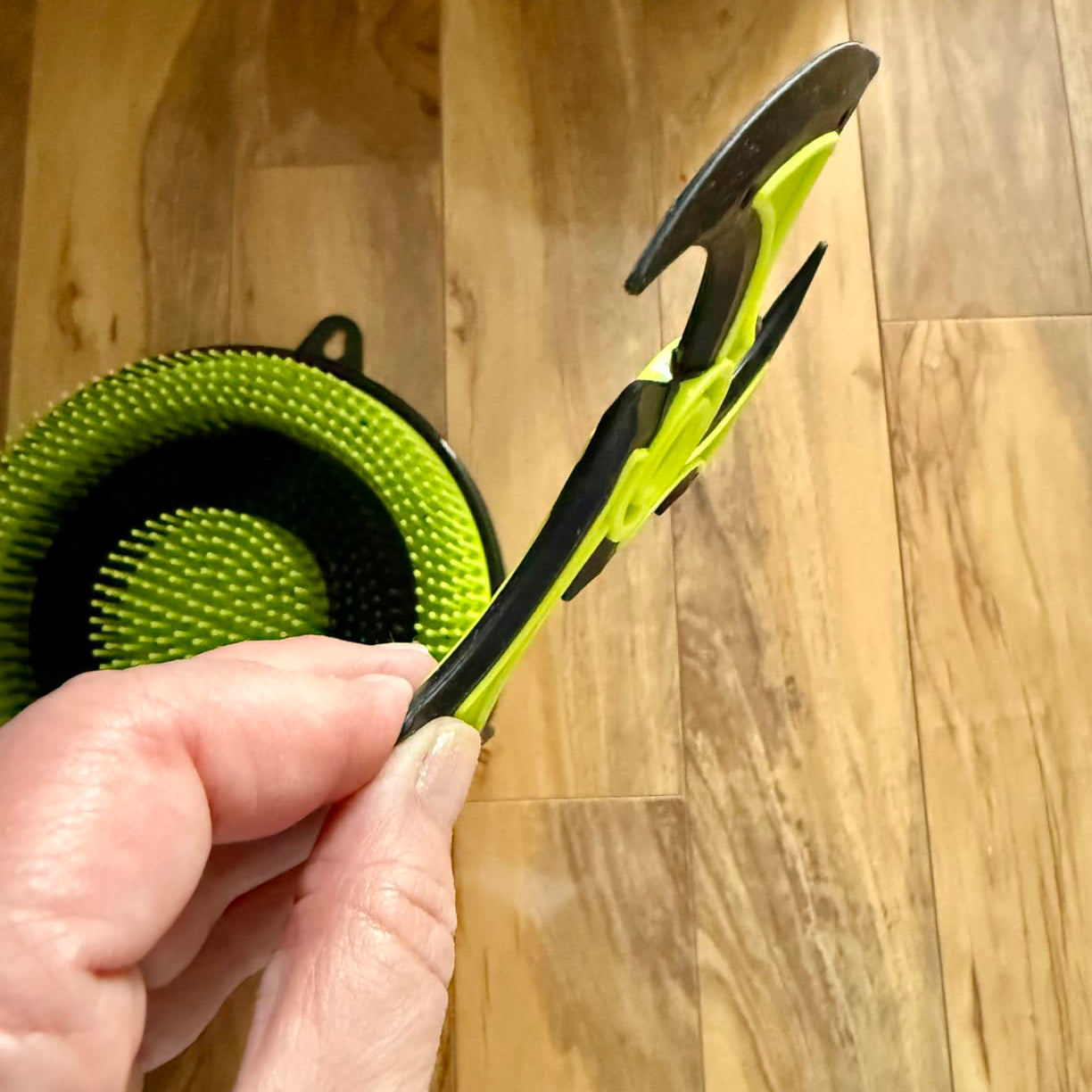 3-in-1 Toy Set – Safe Axe Throwing & Dart Game for Kids Ages 6+