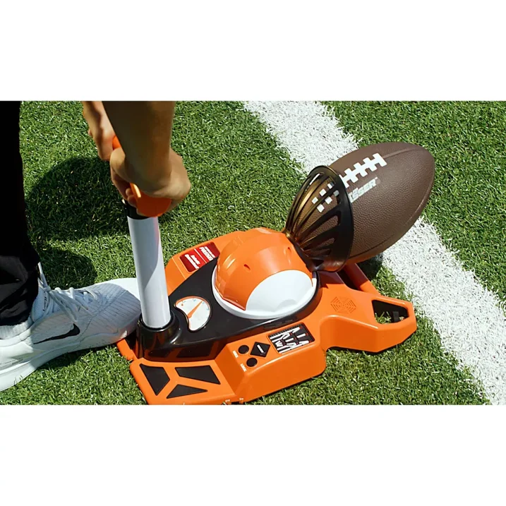 Automatic Football Passing Machine – Train Like a Pro Anytime, Anywhere
