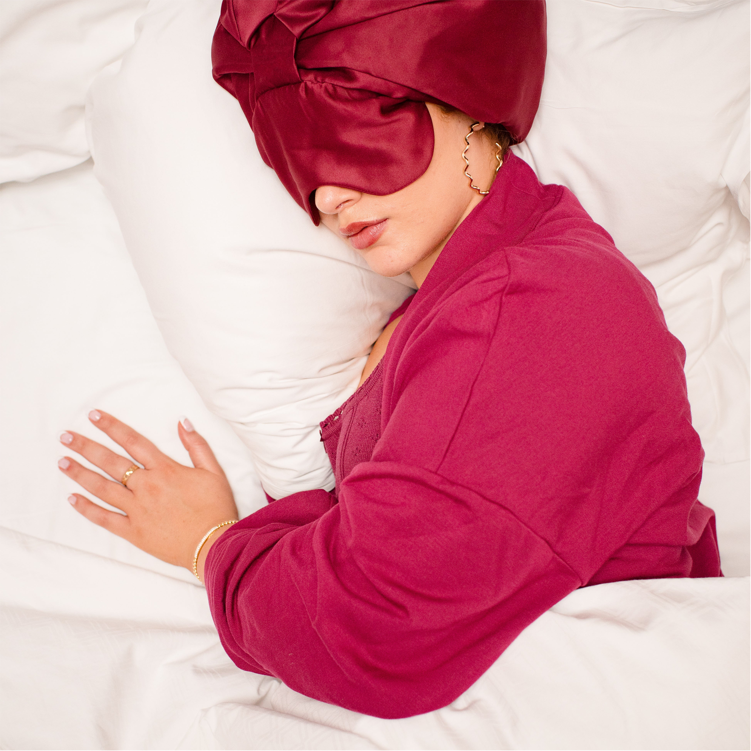 Sleep Cap - Built-in Eye Mask and Double-layered Vegan Satin, Protects Hair and Eyes for Deep Sleep
