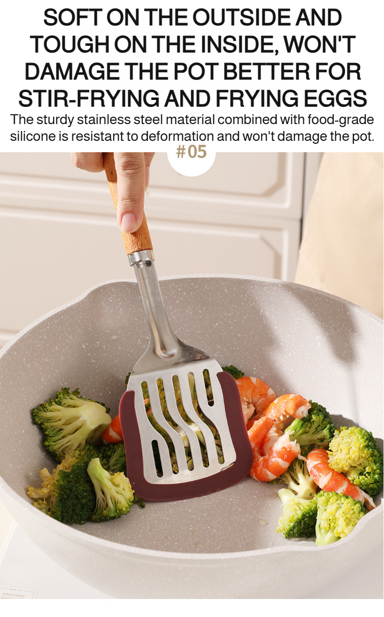 Spatula set with solid wood handle and flexible silicone head