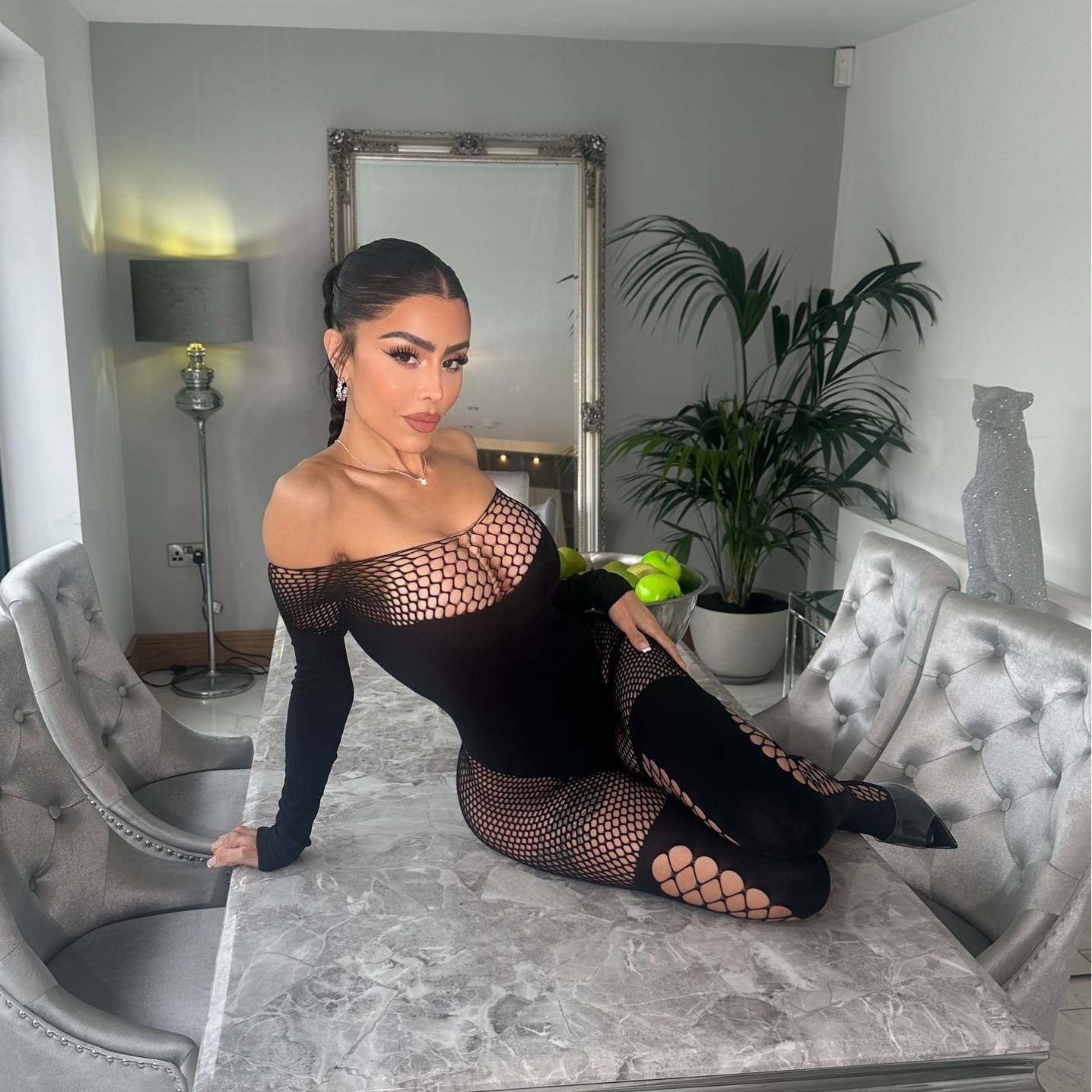 New mesh off-shoulder bodysuit