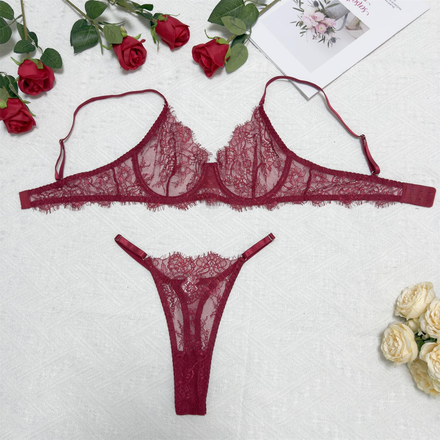 Lace underwear set