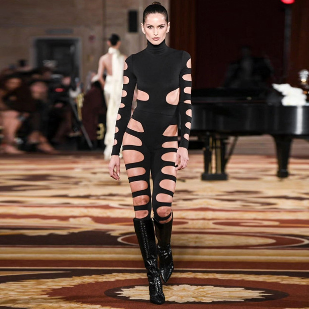 Skin-baring stand-up collar bodysuit (2-piece set)