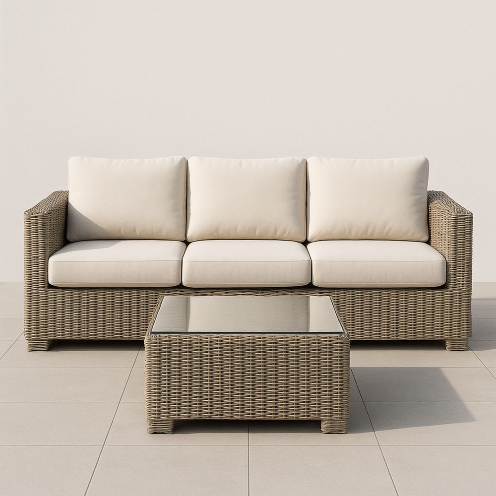 Hagesofa sett i rotting med polyesterputer kremfarge 3-seter