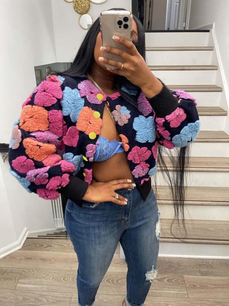 【Plus Size】 Floral Print Button Front Crop Jacket, Casual Long Sleeve Open Front Outerwear for Fall & Winter, Coat, Women's Clothes for Daily Wear, Clothing, Womenswear 【Plus Size】 Floral Print Button Front Crop Jacket, Casual Long Sleeve Open Front Outerwear for Fall & Winter, Coat, Women's Clothes for Daily Wear, Clothing, Womenswear