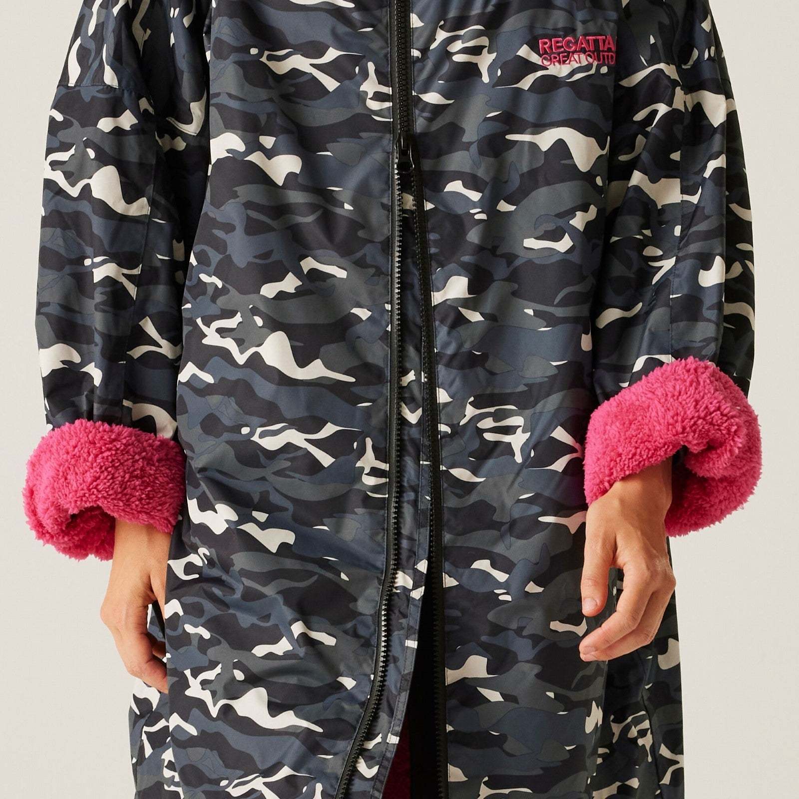 Regata 🔥2026 Winter Hot Sale🔥 2026 New Outdoor Active Adults Waterproof Changing Robe