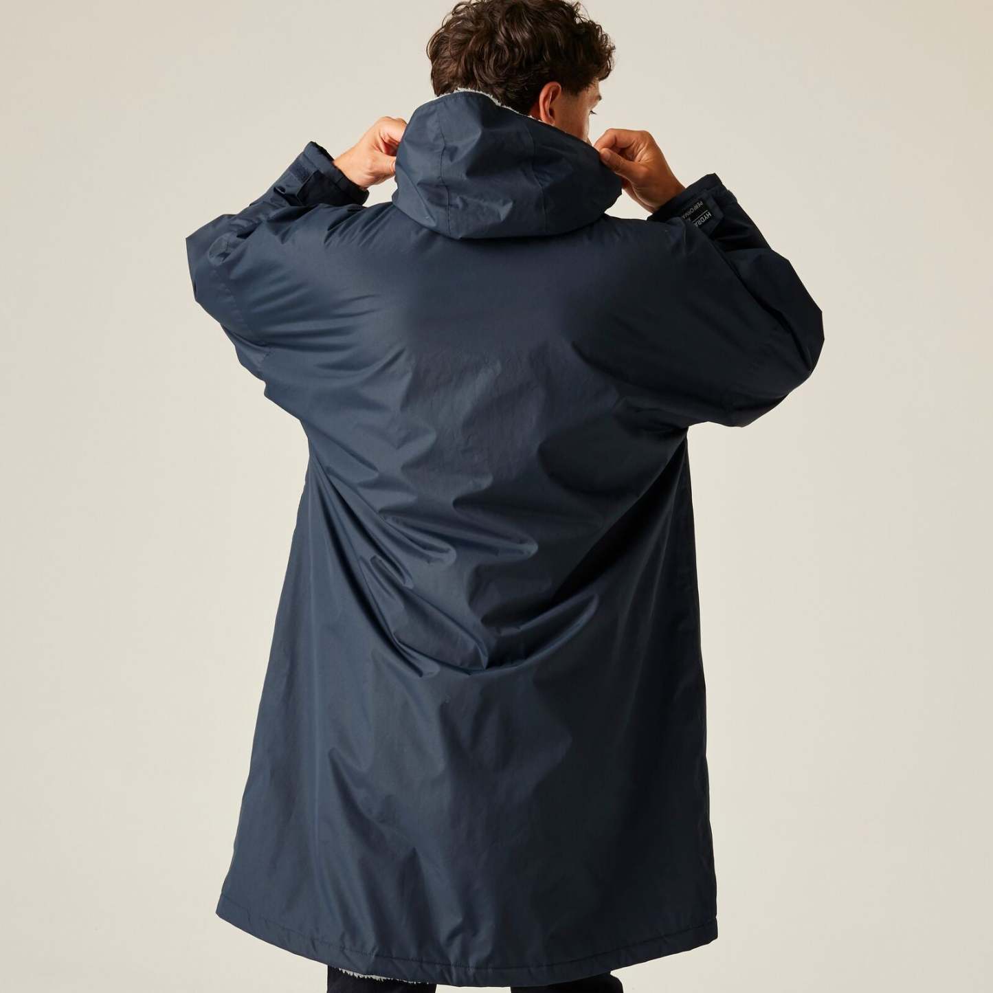 Regata 🔥2026 Winter Hot Sale🔥 2026 New Outdoor Active Adults Waterproof Changing Robe