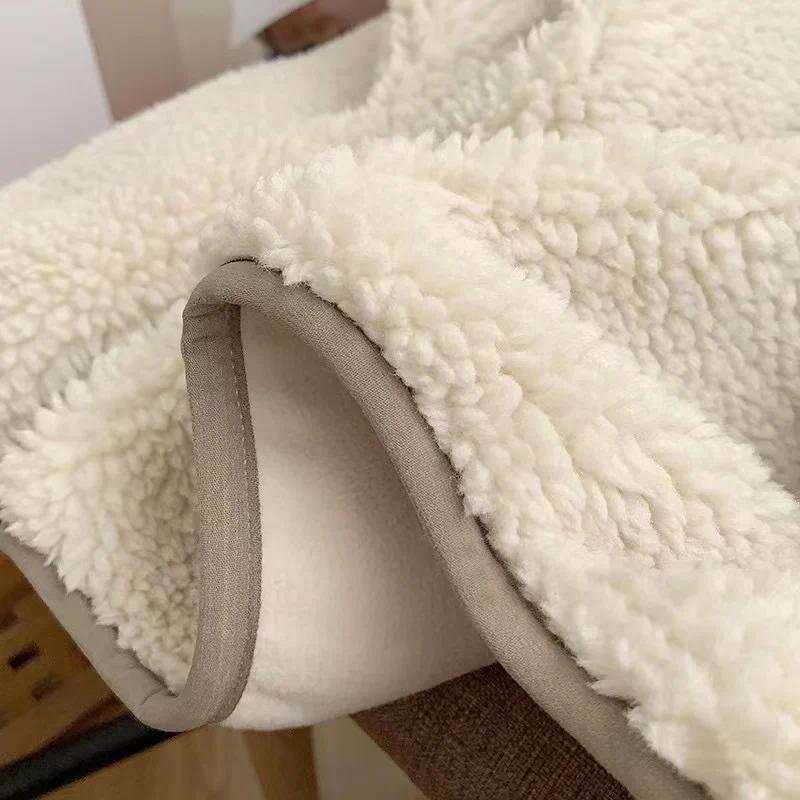 Fashion Lamb Plush Jacket Women's Autumn Winter New Pocket Zipper Long Sleeve Loose Stand Collar Comfort Warm Jacket for Women Fashion Lamb Plush Jacket Women's Autumn Winter New Pocket Zipper Long Sleeve Loose Stand Collar Comfort Warm Jacket for Women