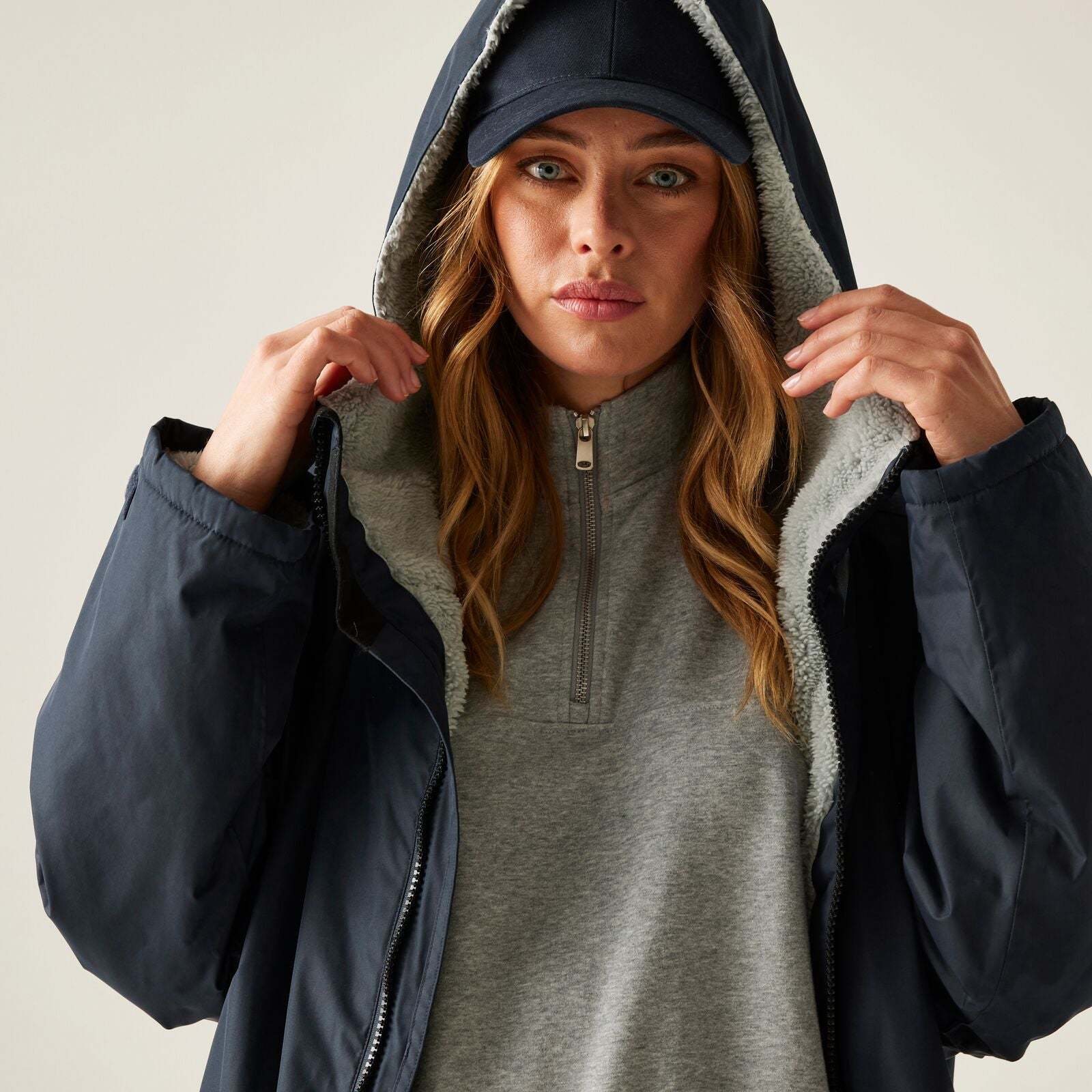 Regata 🔥2026 Winter Hot Sale🔥 2026 New Outdoor Active Adults Waterproof Changing Robe