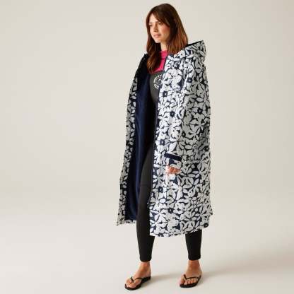 Regata 🔥2026 Winter Hot Sale🔥 2026 New Outdoor Active Adults Waterproof Changing Robe