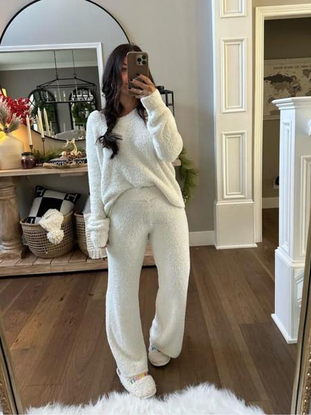 Women's Two-Piece Casual Set, Solid Color Long Sleeve Top & Elastic Wide-Leg Pants Pjs, Comfortable Minimalist Round Neck Sleepwear Women's Two-Piece Casual Set, Solid Color Long Sleeve Top & Elastic Wide-Leg Pants Pjs, Comfortable Minimalist Round Neck Sleepwear