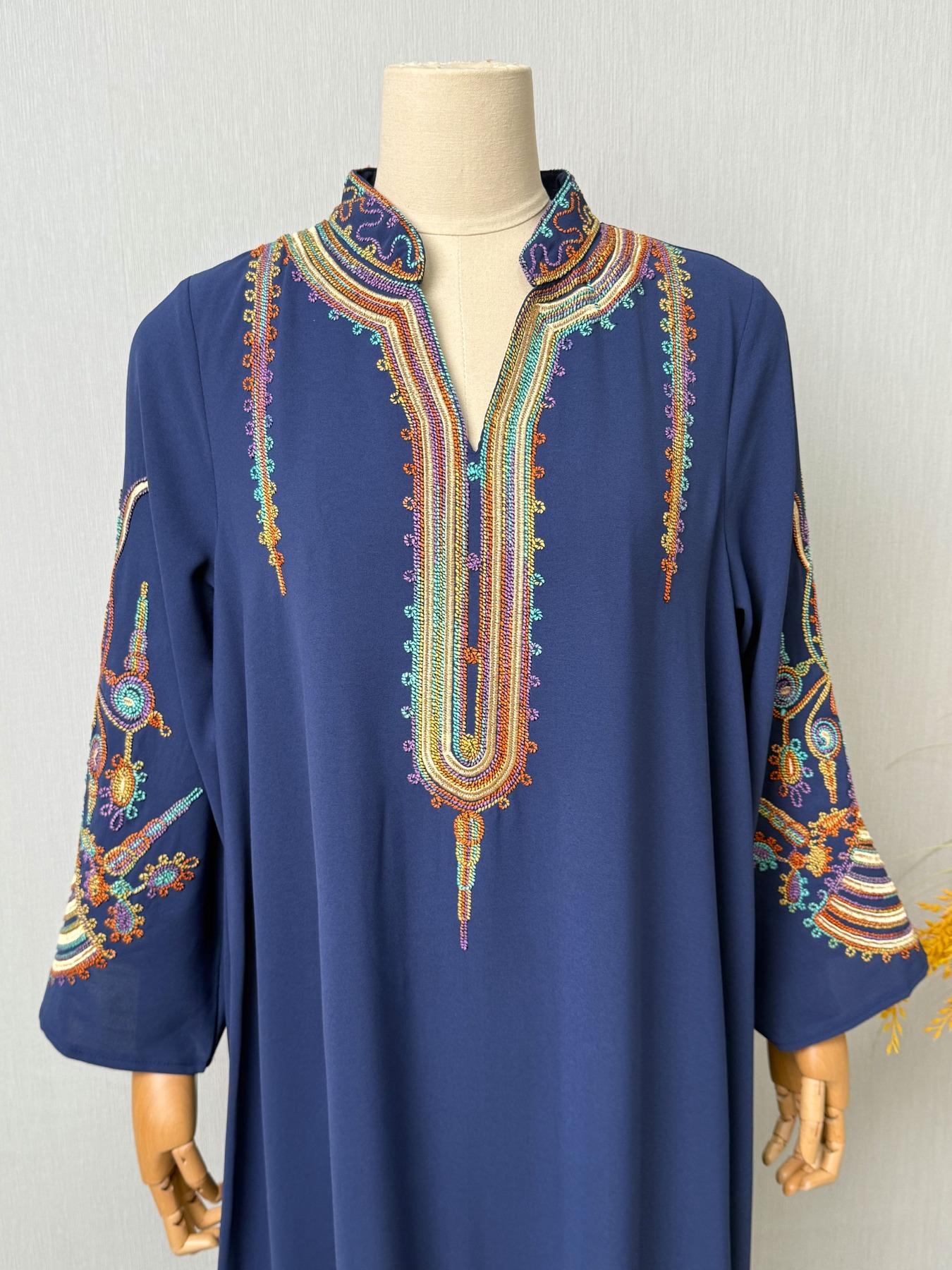 Elegant Muslim Women's Long Robe with Colorful Embroidery, Perfect for All Seasons, Stylish and Comfortable Clothing, Muslim Women Gowns Elegant Muslim Women's Long Robe with Colorful Embroidery, Perfect for All Seasons, Stylish and Comfortable Clothing, Muslim Women Gowns