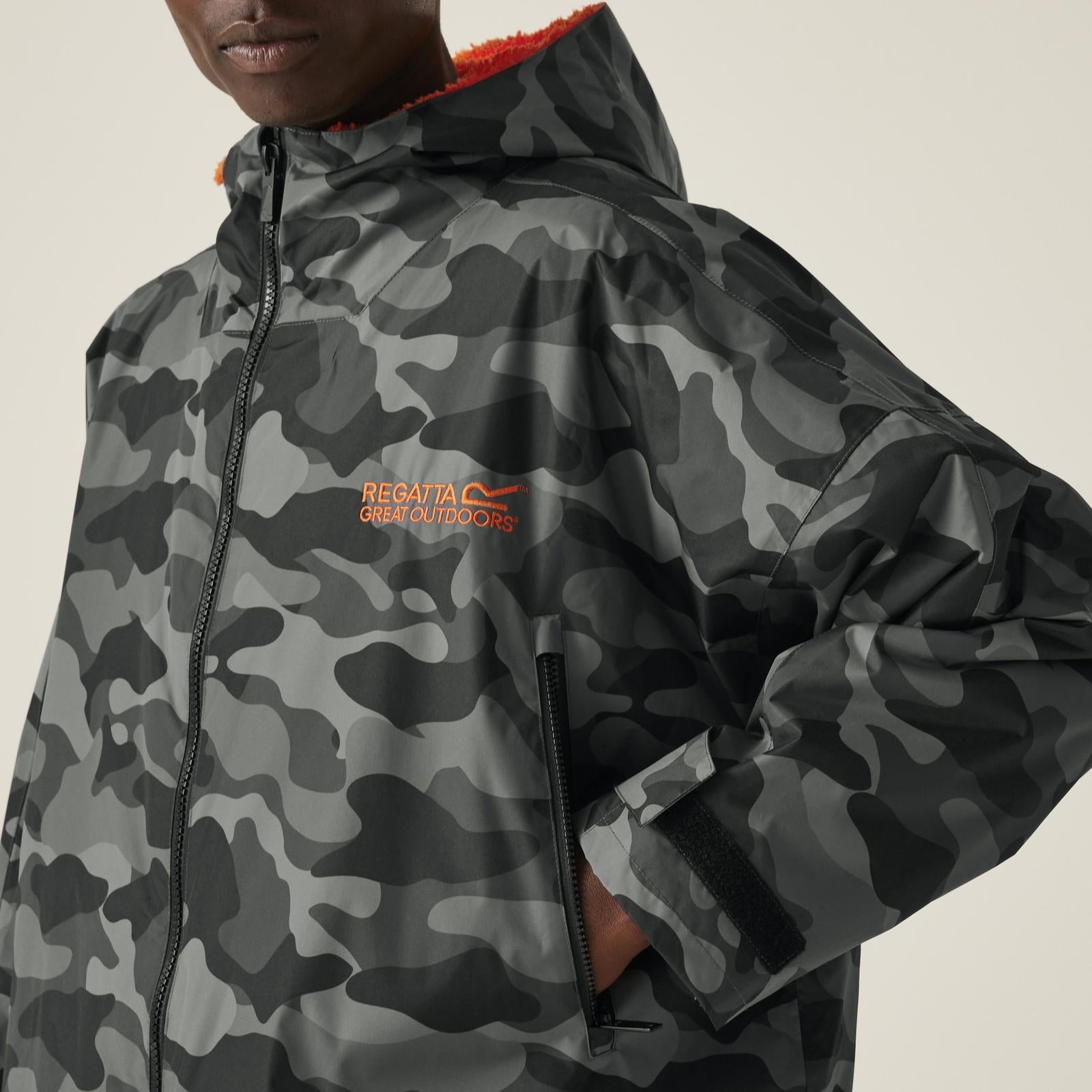 Regata 🔥2026 Winter Hot Sale🔥 2026 New Outdoor Active Adults Waterproof Changing Robe