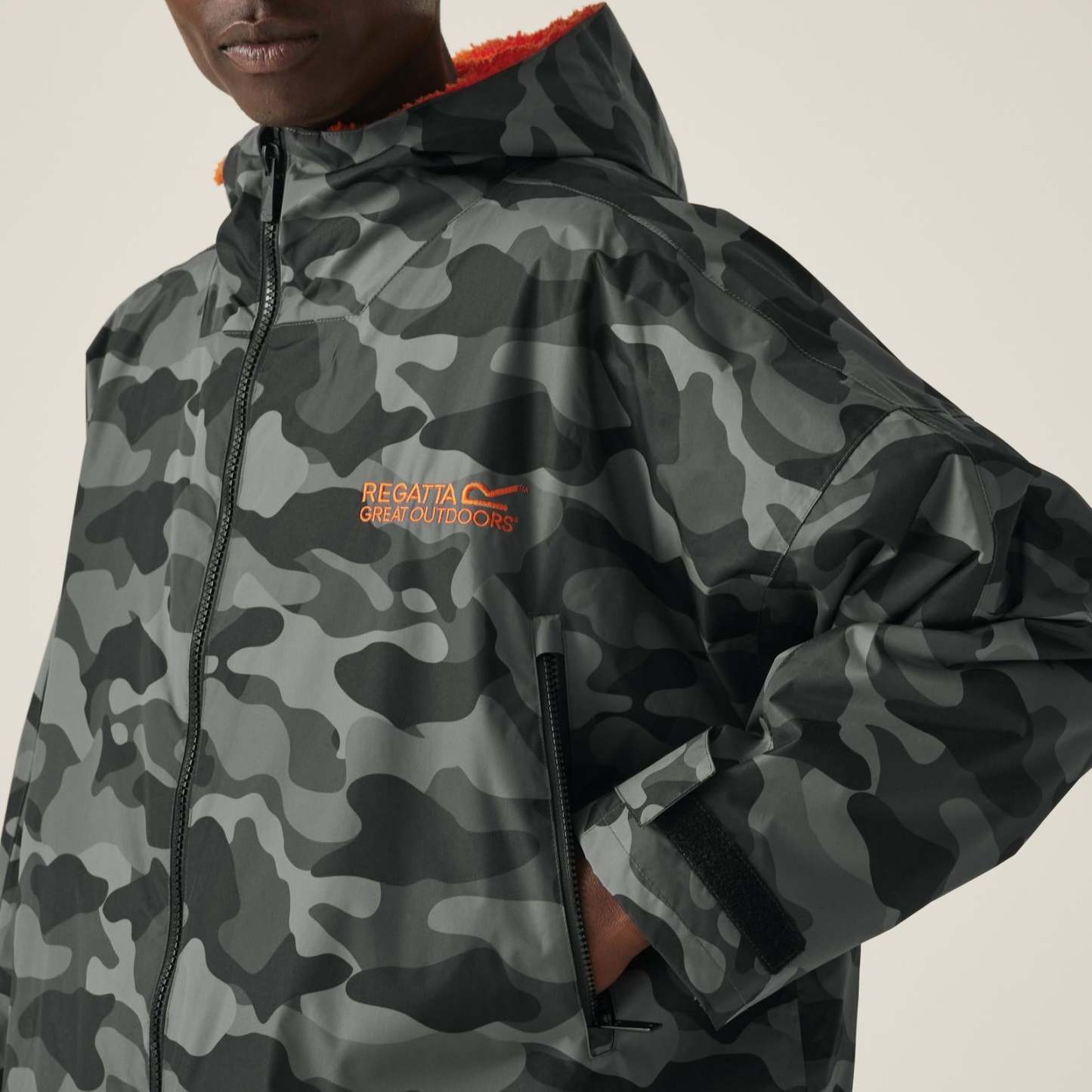 Regata 🔥2026 Winter Hot Sale🔥 2026 New Outdoor Active Adults Waterproof Changing Robe