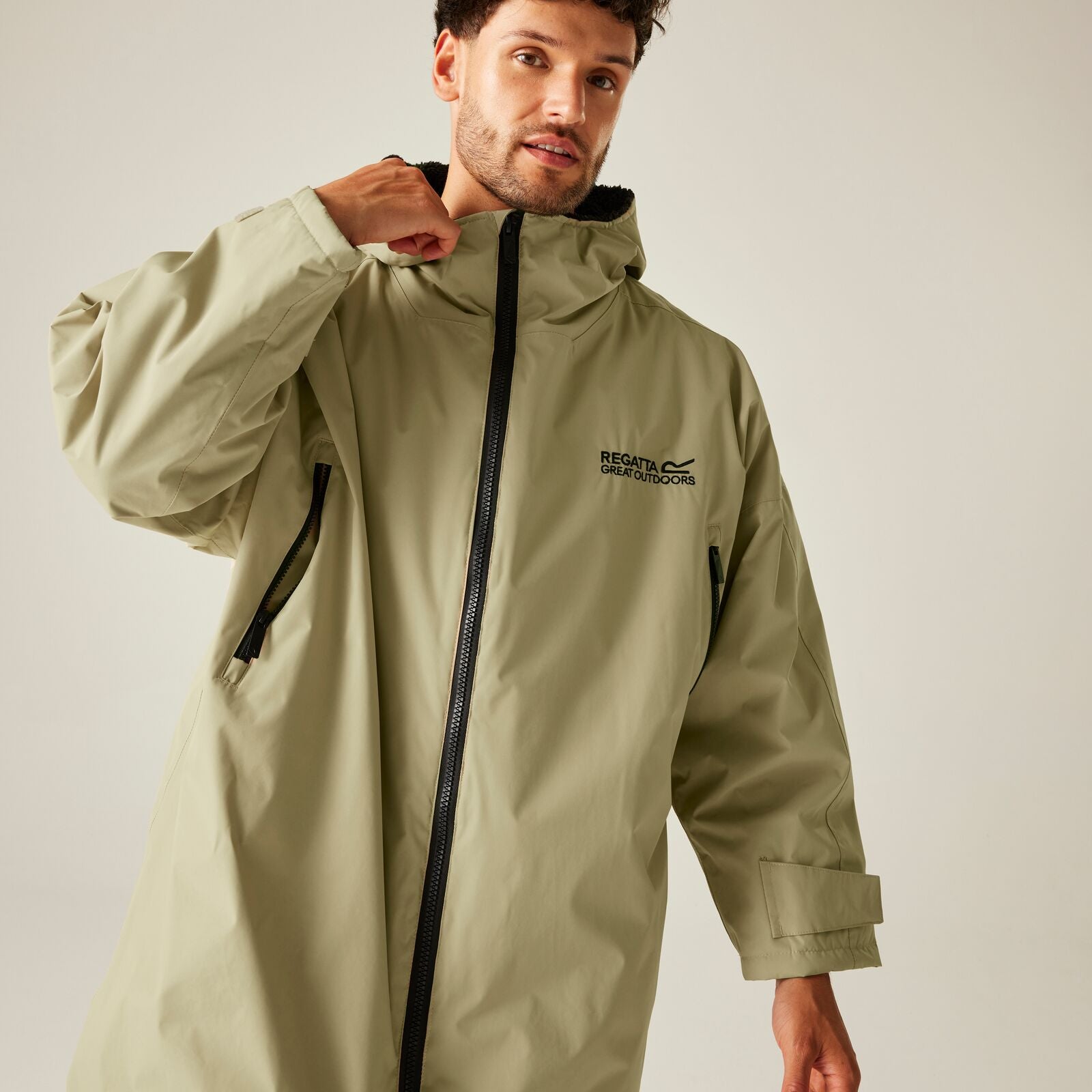 Regata 🔥2026 Winter Hot Sale🔥 2026 New Outdoor Active Adults Waterproof Changing Robe