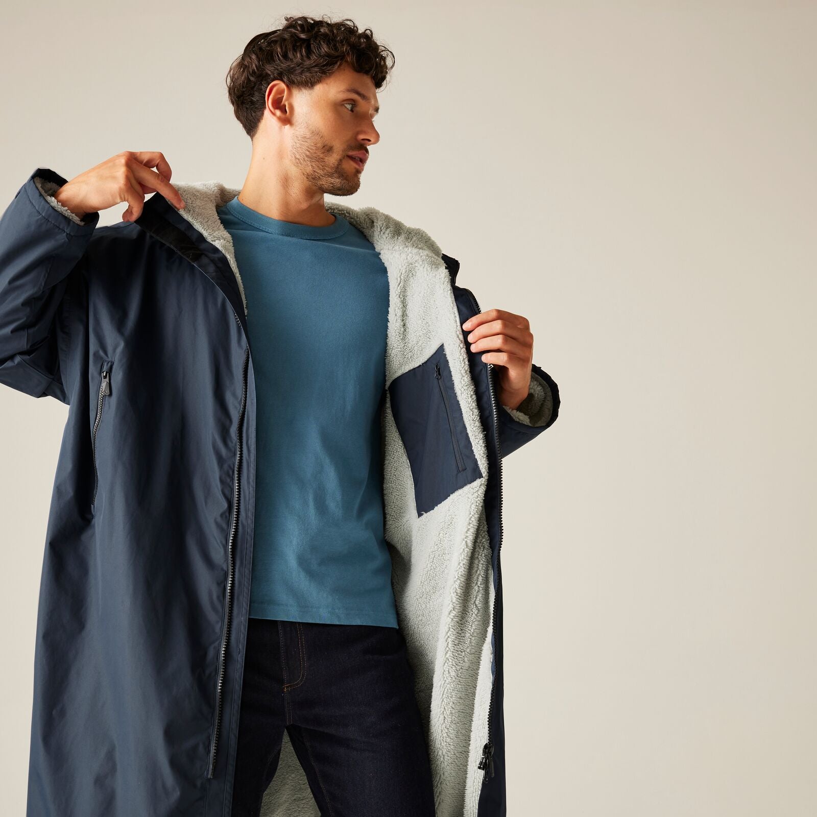 Regata 🔥2026 Winter Hot Sale🔥 2026 New Outdoor Active Adults Waterproof Changing Robe