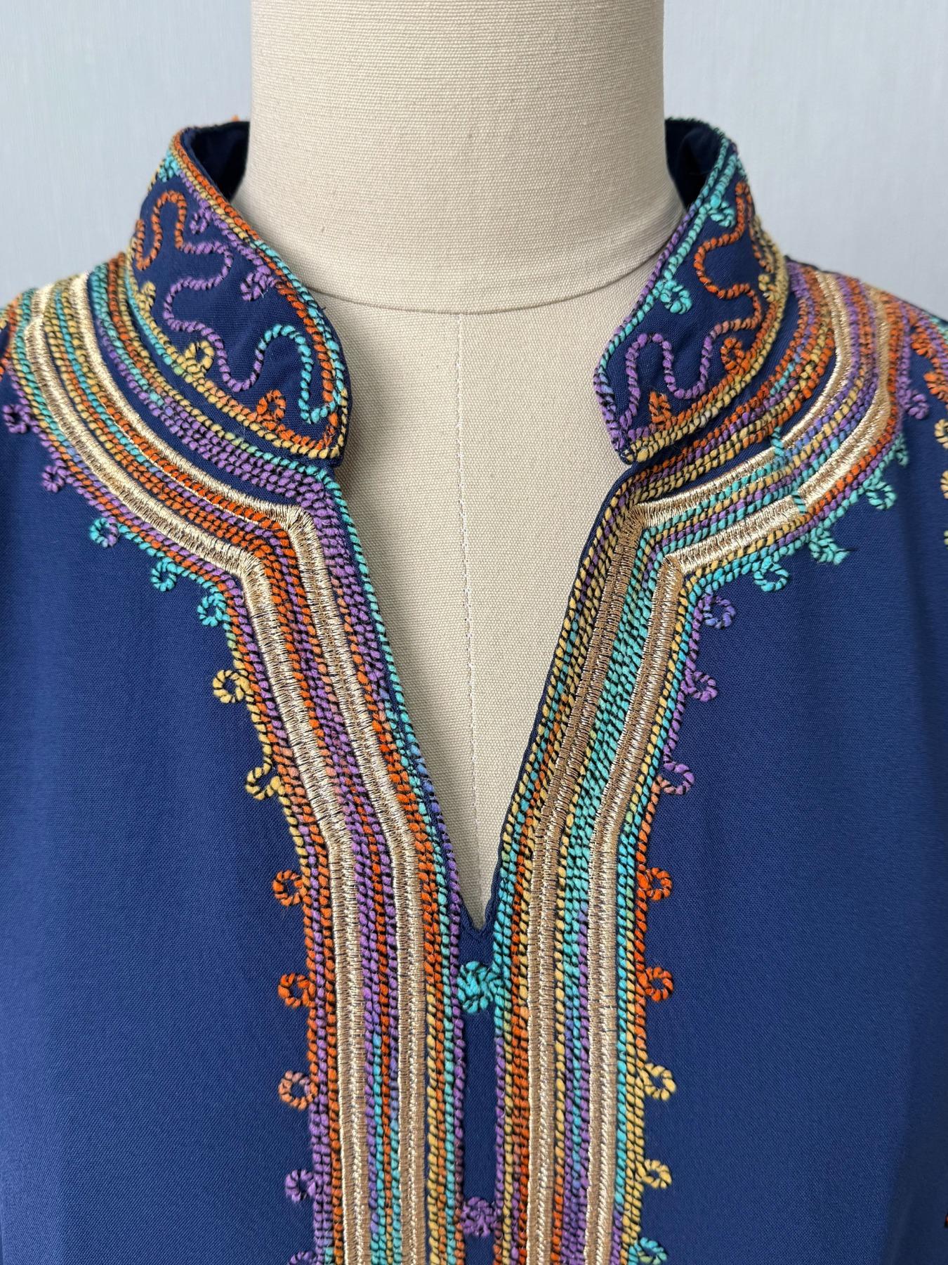 Elegant Muslim Women's Long Robe with Colorful Embroidery, Perfect for All Seasons, Stylish and Comfortable Clothing, Muslim Women Gowns Elegant Muslim Women's Long Robe with Colorful Embroidery, Perfect for All Seasons, Stylish and Comfortable Clothing, Muslim Women Gowns