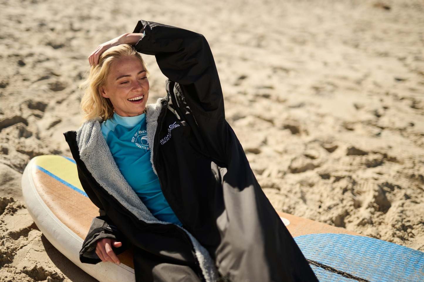 Regata 🔥2026 Winter Hot Sale🔥 2026 New Outdoor Active Adults Waterproof Changing Robe